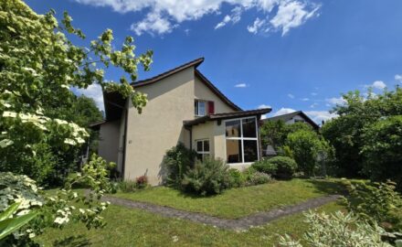 EFH mit gedecktem Aussensitzplatz