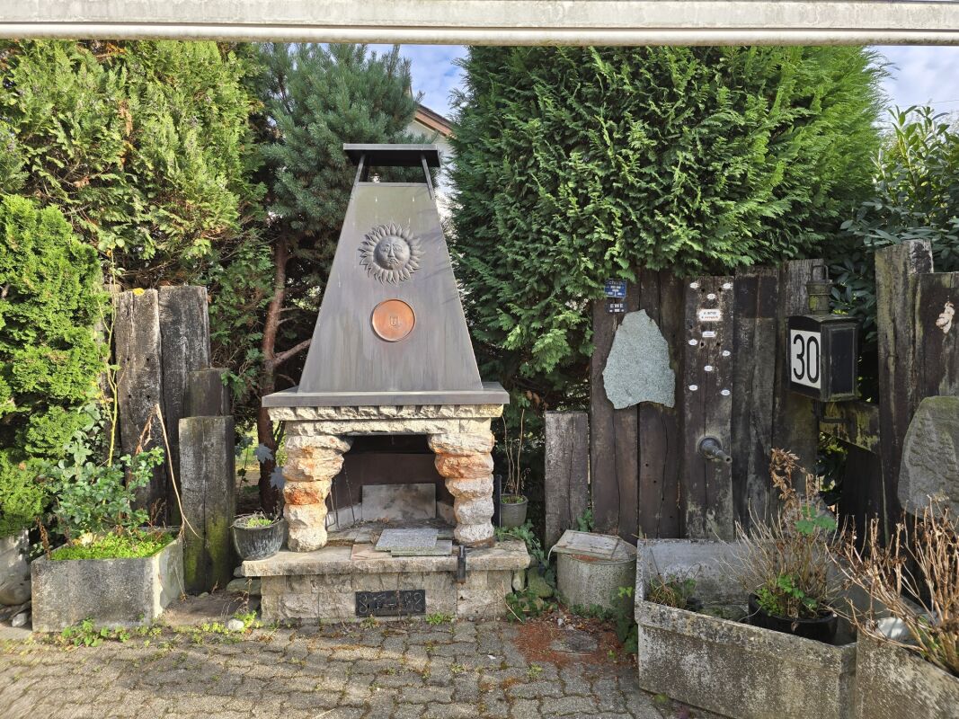Gemütlicher Grillplatz im Garten