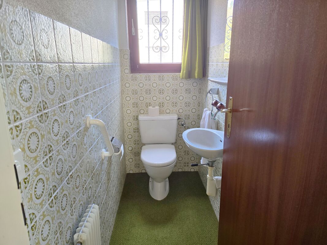 Gäste-WC im Erdgeschoss